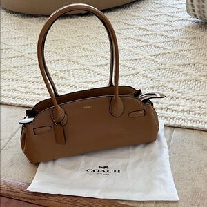 Coach - Empire 34 Patent Leather Shoulder Bag